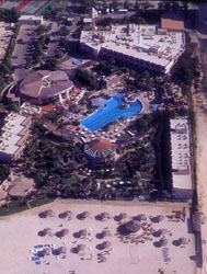 Metropolitan Resort & Beach Club